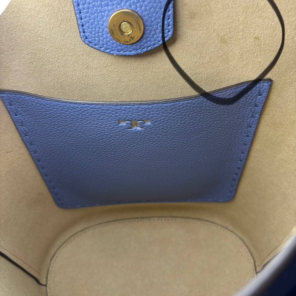 🌟Tory Burch🌟 Bluewood McGraw Bucket Bag - Picture 9 of 11